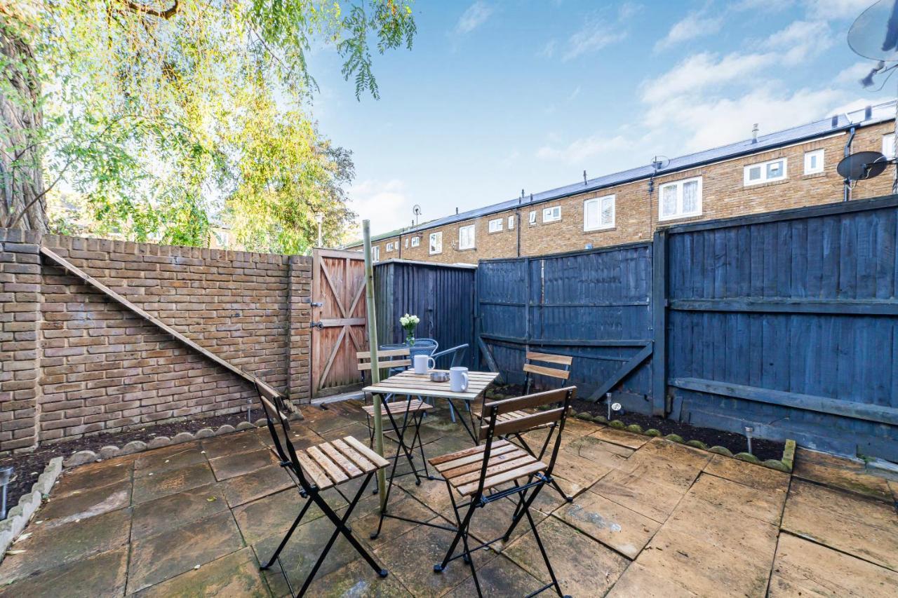 Arte Stays - 3-Bedroom Bright House London, Haggerston, Garden, Parking, 8 Min Walk To Haggerston Station, Weekly Or Monthly Stays, Serviced Accommodation - 7 Guests Екстериор снимка